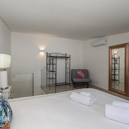 Casa Da Praca - Center - Vakantiehuis *